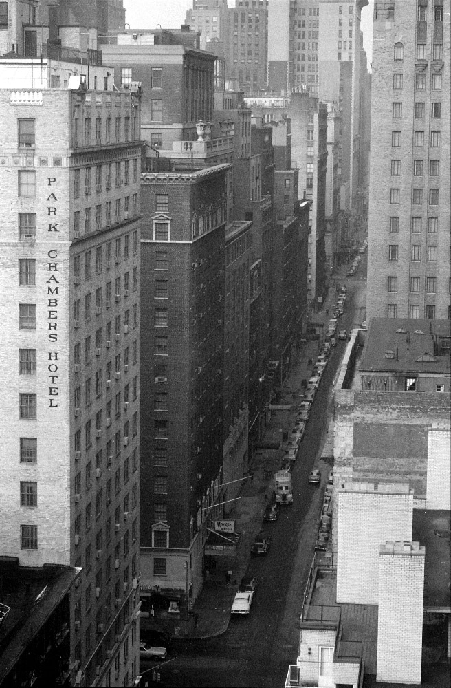 Paul McCartney. New York street scene , February 1964. Pigmented inkjet print. © 1964 Paul McCartney under exclusive license to MPL Archive LLP