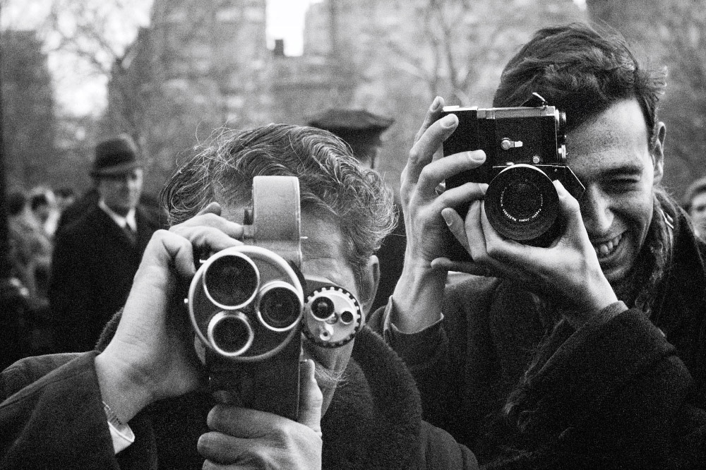 Paul McCartney. Photographers in Central Park. New York , February 1964 . Pigmented inkjet print. © 1964 Paul McCartney under exclusive license to MPL Archive L