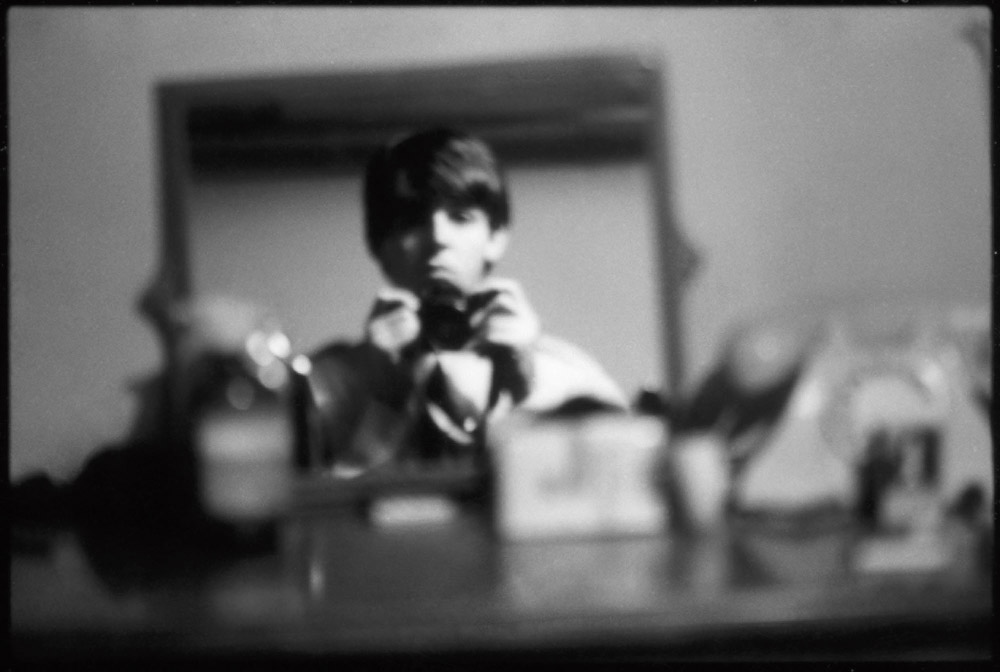 Paul McCartney. Self - portrait. Londo n , 196 3 . Pigmented inkjet print. © 1963 Paul McCartney under exclusive license to MPL Archive LLP